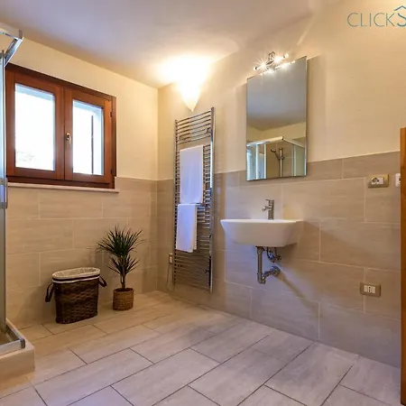 With Pool, Private Parking, Air Conditioning, 5 Bedrooms And 4 Bathrooms * Alghero
