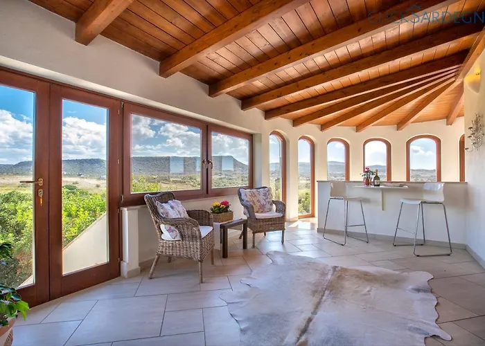 Villa With Pool, Private Parking, Air Conditioning, 5 Bedrooms And 4 Bathrooms Alguer