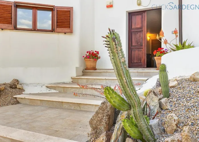 With Pool, Private Parking, Air Conditioning, 5 Bedrooms And 4 Bathrooms Villa Alguer