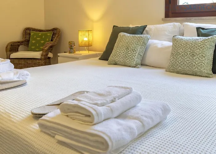 With Pool, Private Parking, Air Conditioning, 5 Bedrooms And 4 Bathrooms Villa Alguer